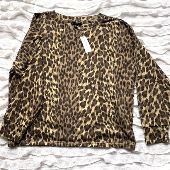 NWT Banana Republic Animal Print Sweater - Picture 4 of 8